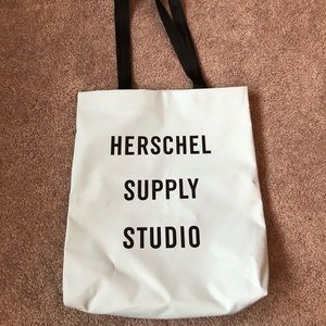 Herschel Keramas Tote